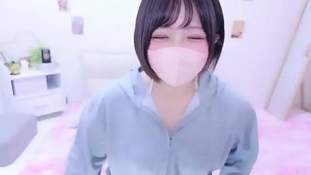 Hinata Sun online show from March 10, 3:17 pm