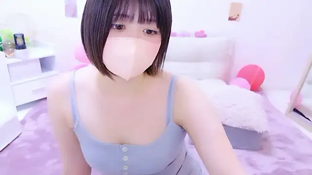 Hinata Sun online show from April 12, 10:37 pm