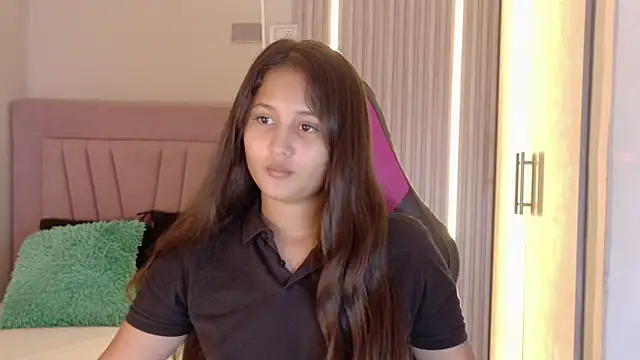 Laly Cherry  online show from November 13, 12:26 pm