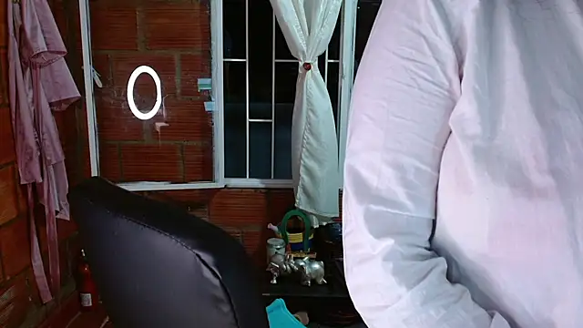 Milf Fantassyy online show from September 11, 4:01 am