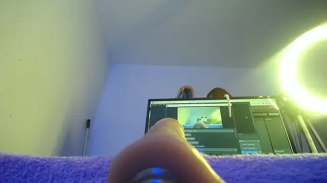 Missy Aprill online show from December 4, 12:25 pm