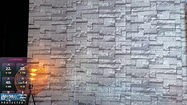 Kiara Zahiri   online show from December 1, 11:26 am