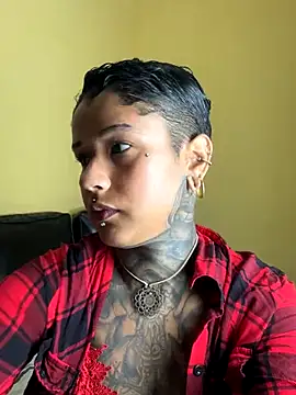 Snapshot of xbigpeach chatting on September 11, 10:32 pm xbigpeach online show from September 11, 10:32 pm