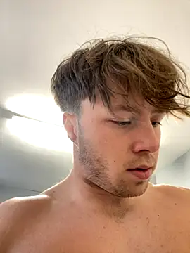 harleybarker online show from November 10, 1:21 pm