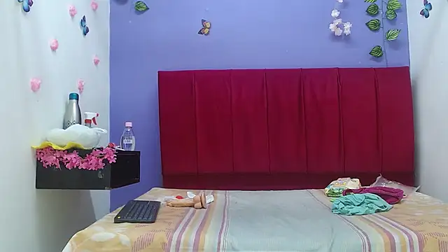 andrealopezcm101 online show from October 3, 11:07 am