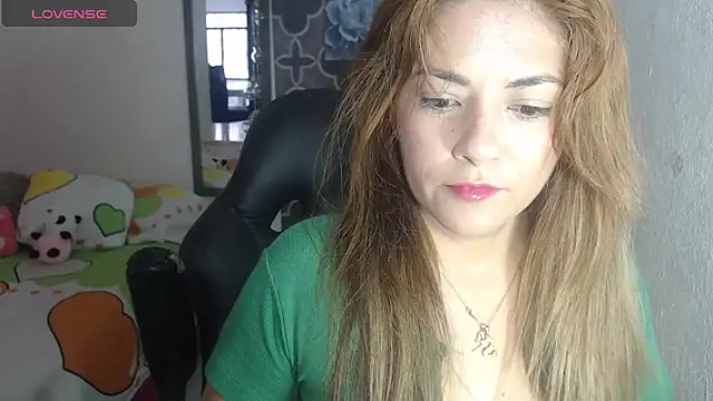 karamirror  online show from April 7, 9:15 pm