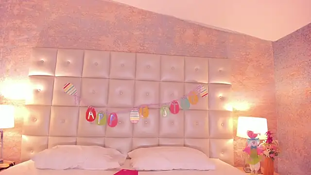 SheyLopez online show from April 9, 3:06 am