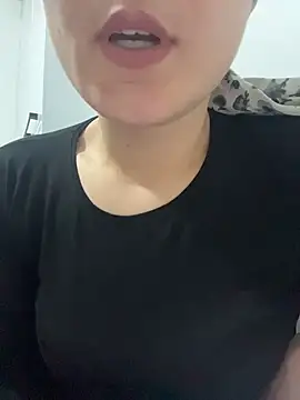 delibiri11 online show from March 9, 10:25 pm