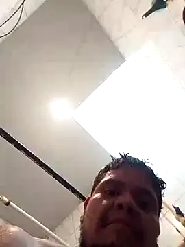 Snapshot of Maniakone chatting on October 11, 9:24 pm Maniakone online show from October 11, 9:24 pm