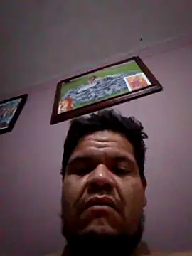 Snapshot of Maniakone chatting on November 2, 6:38 am Maniakone online show from November 2, 6:38 am