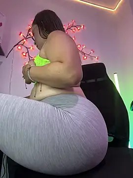 Amelia laurent online show from April 1, 11:02 pm