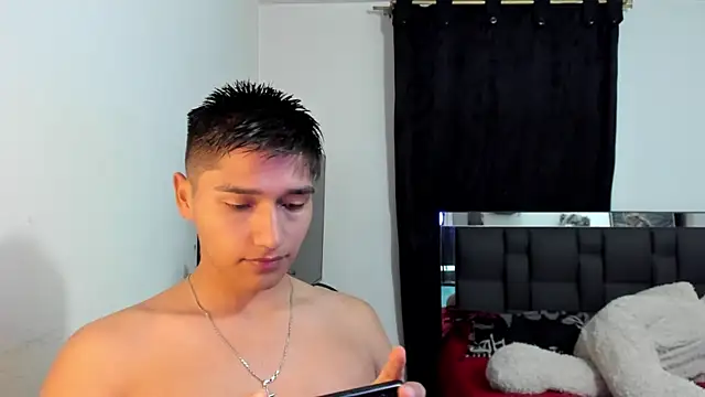 mateo-Esposito online show from April 28, 1:15 am