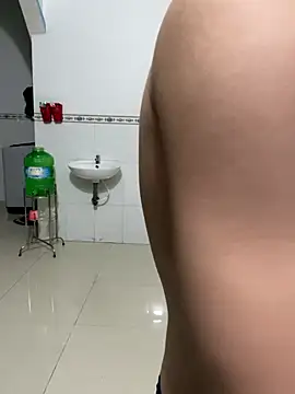 anhkiet huang online show from November 27, 1:46 pm