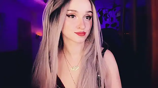 MistressJolie online show from September 12, 3:17 am