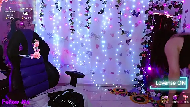 carol 20 online show from April 11, 6:45 pm