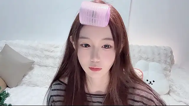 Xiao-runbao online show from November 3, 10:05 am