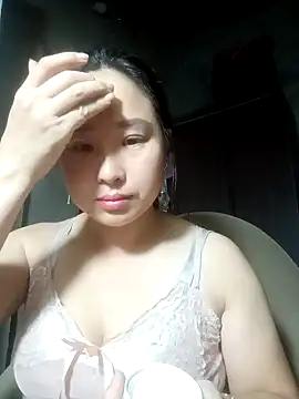 suki-lady online show from November 6, 6:47 am