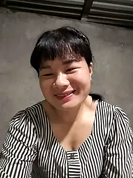 Snapshot of kute-00 chatting on October 1, 10:05 pm kute-00 online show from October 1, 10:05 pm