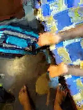 Snapshot of LarkingNewel chatting on February 8, 1:58 pm LarkingNewel online show from February 8, 1:58 pm