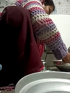 Snapshot of monu_bhabi chatting on February 20, 1:02 am monu bhabi online show from February 20, 1:02 am