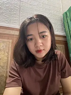 Snapshot of Lonnina chatting on October 24, 2:52 am Lonnina online show from October 24, 2:52 am