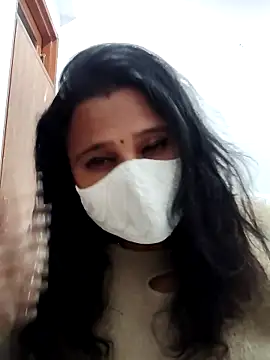 Shikha-mehra7 online show from February 15, 3:20 pm