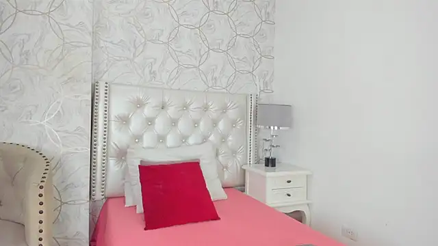 amara rousse online show from September 19, 11:33 am