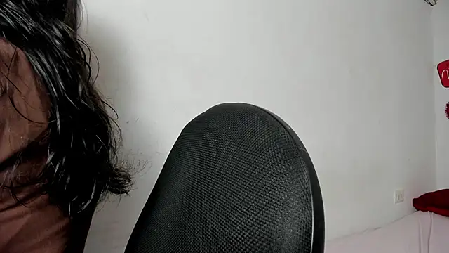 Laura and Kevin online show from February 23, 8:17 pm