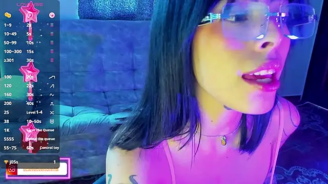 Snapshot of scarlet_venom chatting on November 15, 3:19 pm scarlet venom online show from November 15, 3:19 pm