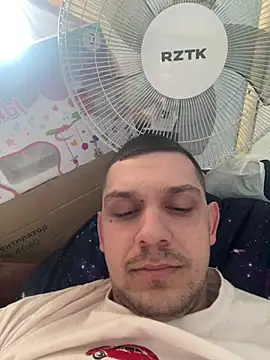 Snapshot of BogdanNegoda chatting on February 22, 1:09 pm BogdanNegoda online show from February 22, 1:09 pm