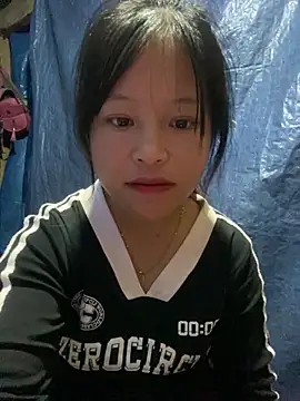 Snapshot of O_o_UwU_o_O chatting on September 16, 8:48 am O o UwU o O online show from September 16, 8:48 am