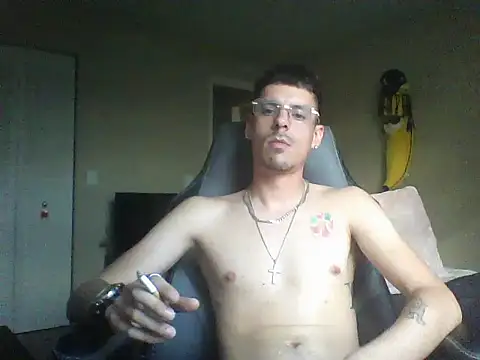 latinosatiro94 online show from September 30, 11:21 pm