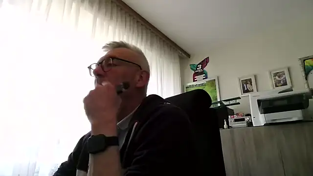 randyandy67 online show from April 16, 8:37 am