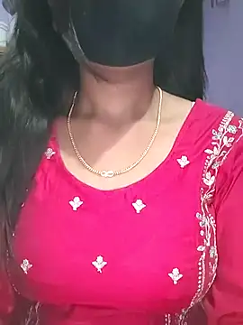 Snapshot of Tusha_001 chatting on March 1, 6:43 pm Tusha 001 online show from March 1, 6:43 pm