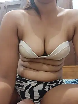 Tusha 001 online show from August 2, 6:01 am