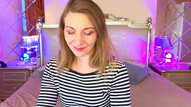 Katherine Loveau online show from November 25, 4:34 am