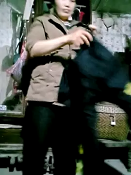 ngan-cute online show from March 22, 2:20 pm