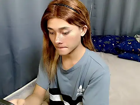 Petite HugeCock online show from July 13, 12:41 pm