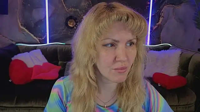 Snapshot of NatalyChanell chatting on September 15, 8:20 pm NatalyChanell online show from September 15, 8:20 pm