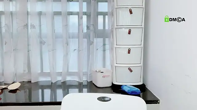 Snapshot of liuruyuan888 chatting on September 28, 9:47 am liuruyuan888 online show from September 28, 9:47 am