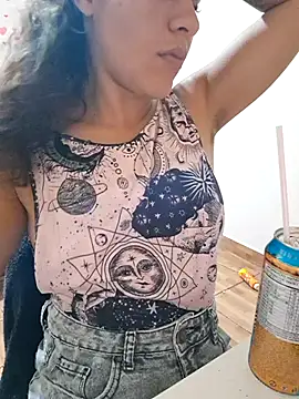 euahotmarii20 online show from November 17, 10:21 am