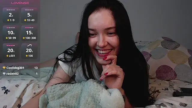 Snapshot of Veliora chatting on November 11, 6:41 pm Veliora online show from November 11, 6:41 pm