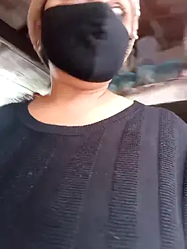 Rakhi sawant143 online show from December 18, 2:28 am