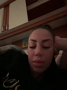 CataleyaSyrene online show from February 4, 7:36 am