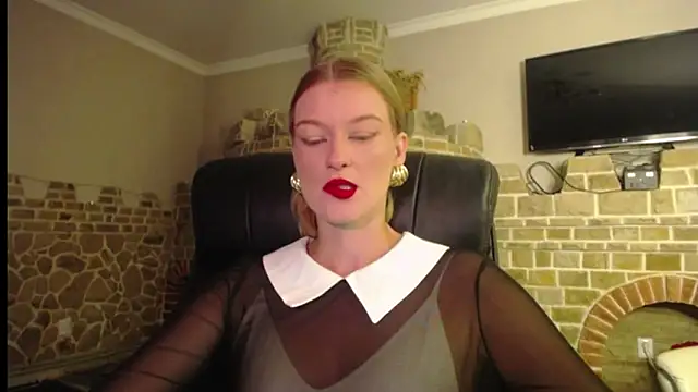 MysticVenus  online show from September 11, 7:30 am