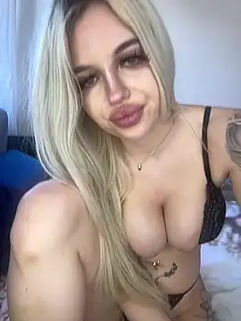 Snapshot of Steffi_Snowbunny chatting on March 13, 3:18 pm Steffi Snowbunny online show from March 13, 3:18 pm