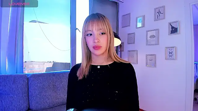 Snapshot of Mayajhons chatting on September 16, 12:28 pm Mayajhons online show from September 16, 12:28 pm