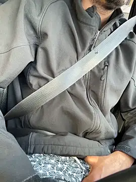 Snapshot of Jariushot3 chatting on February 13, 8:38 pm Jariushot3 online show from February 13, 8:38 pm