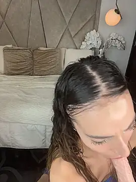 Snapshot of SweetieSinXXX chatting on November 29, 1:14 pm SweetieSinXXX online show from November 29, 1:14 pm