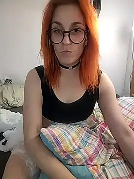  Pipi  online show from April 28, 1:05 pm